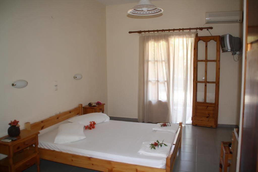Naxos City Antonio Studios المظهر الخارجي الصورة